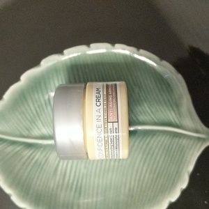 Transforming Moisturizing Cream